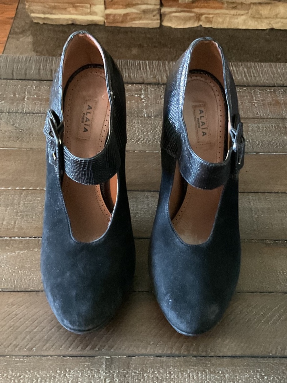 🤩 Alaia Black Suede Lizard Skin Buckle Detail Platform Stilettos - size 41